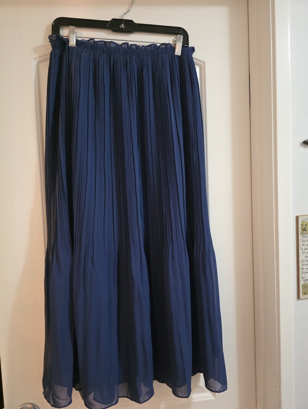NWT Women's Navy Pleated Maxi Skirt